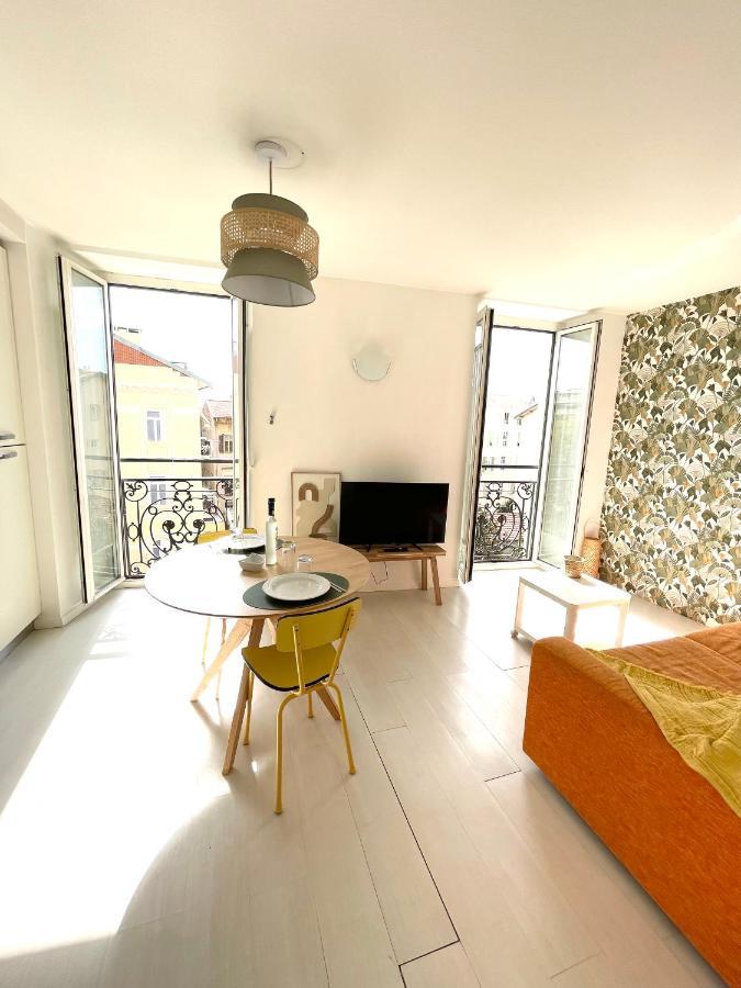 Apartamento Menton Charming Studio Exterior foto